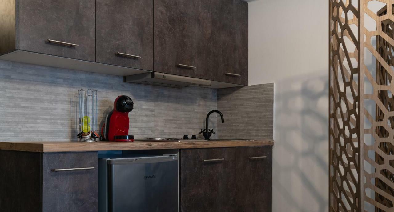 Superb Industrial Style Lodge Heart Of Athene Buitenkant foto