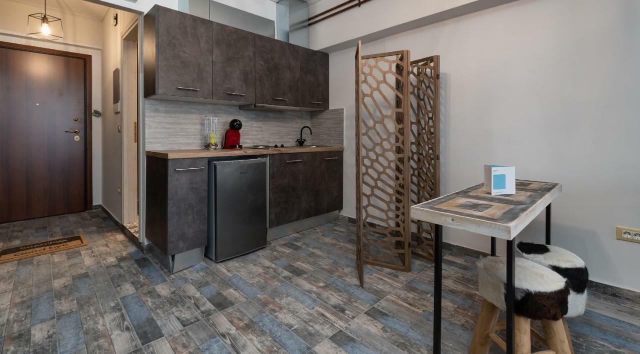 Superb Industrial Style Lodge Heart Of Athene Buitenkant foto