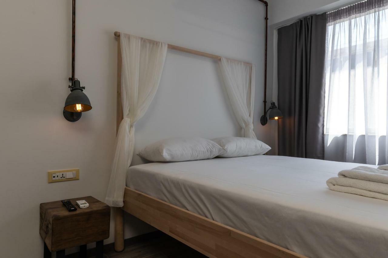 Superb Industrial Style Lodge Heart Of Athene Buitenkant foto