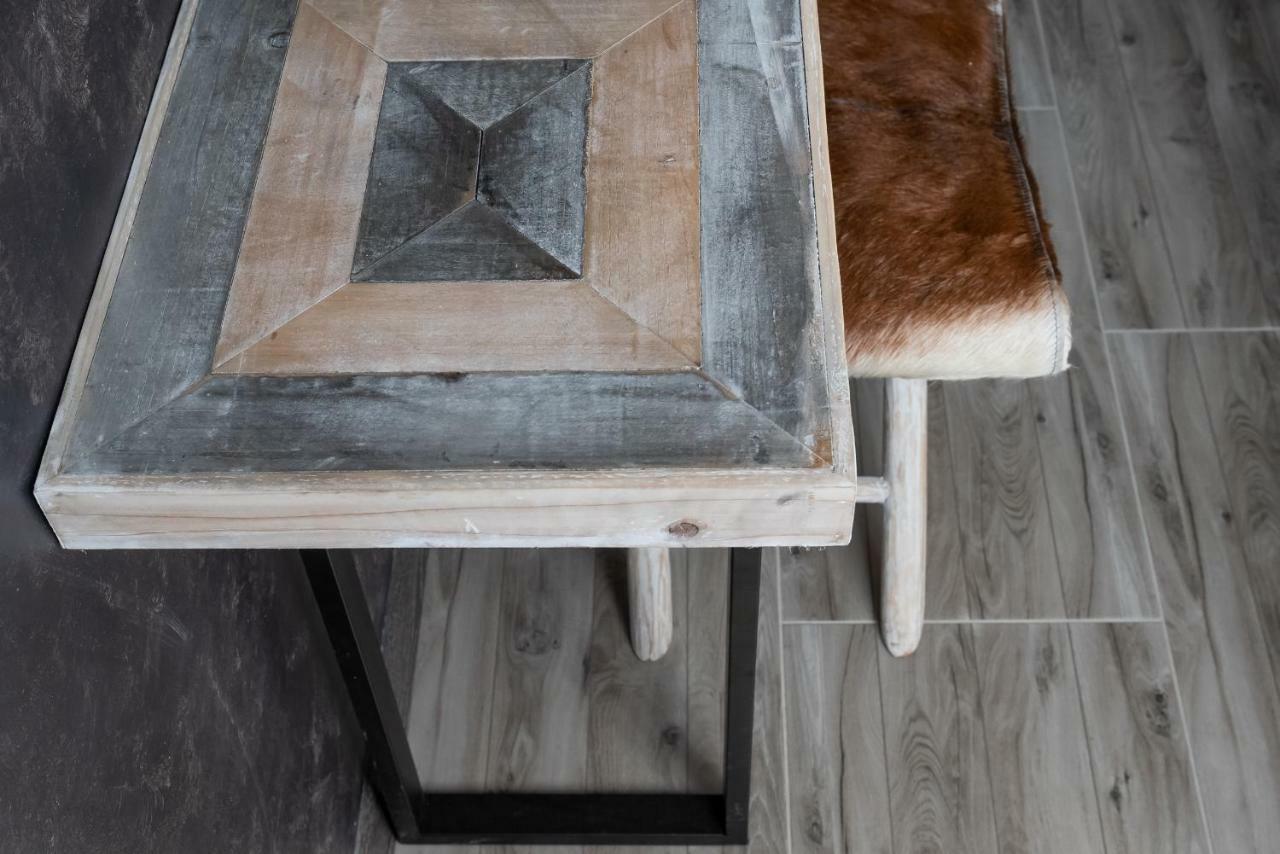 Superb Industrial Style Lodge Heart Of Athene Buitenkant foto