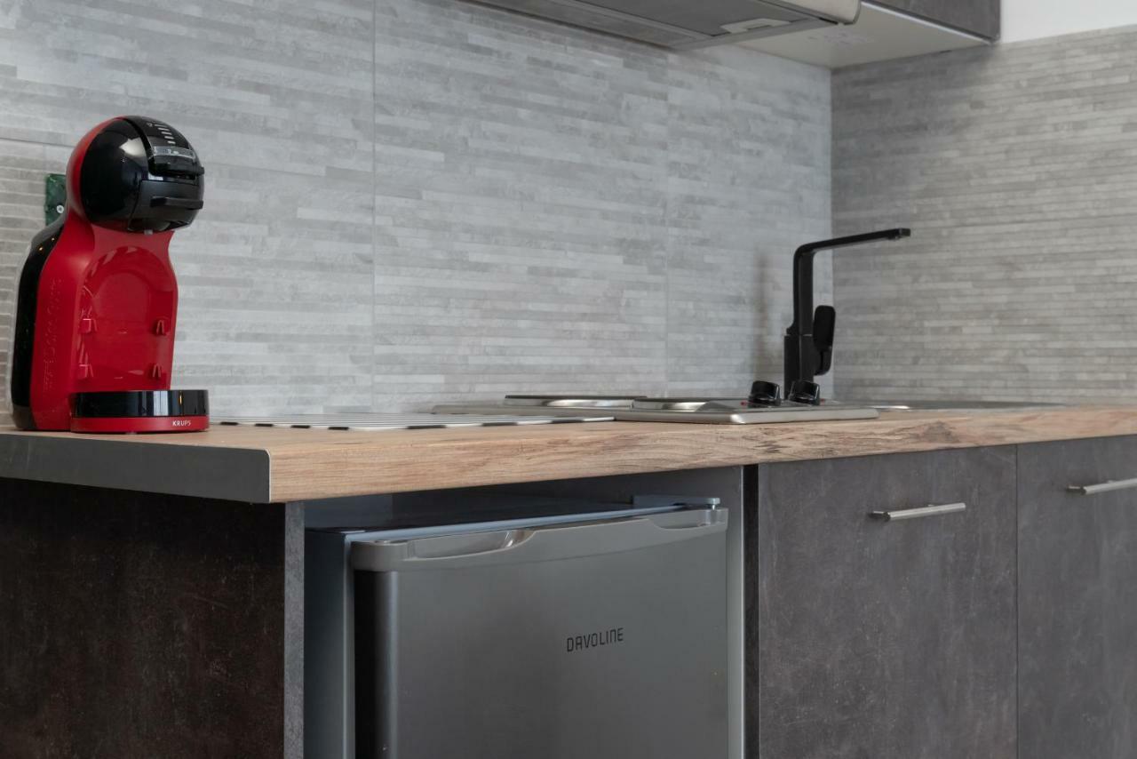 Superb Industrial Style Lodge Heart Of Athene Buitenkant foto