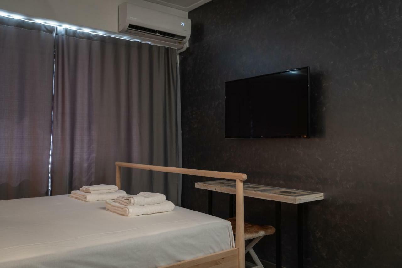 Superb Industrial Style Lodge Heart Of Athene Buitenkant foto