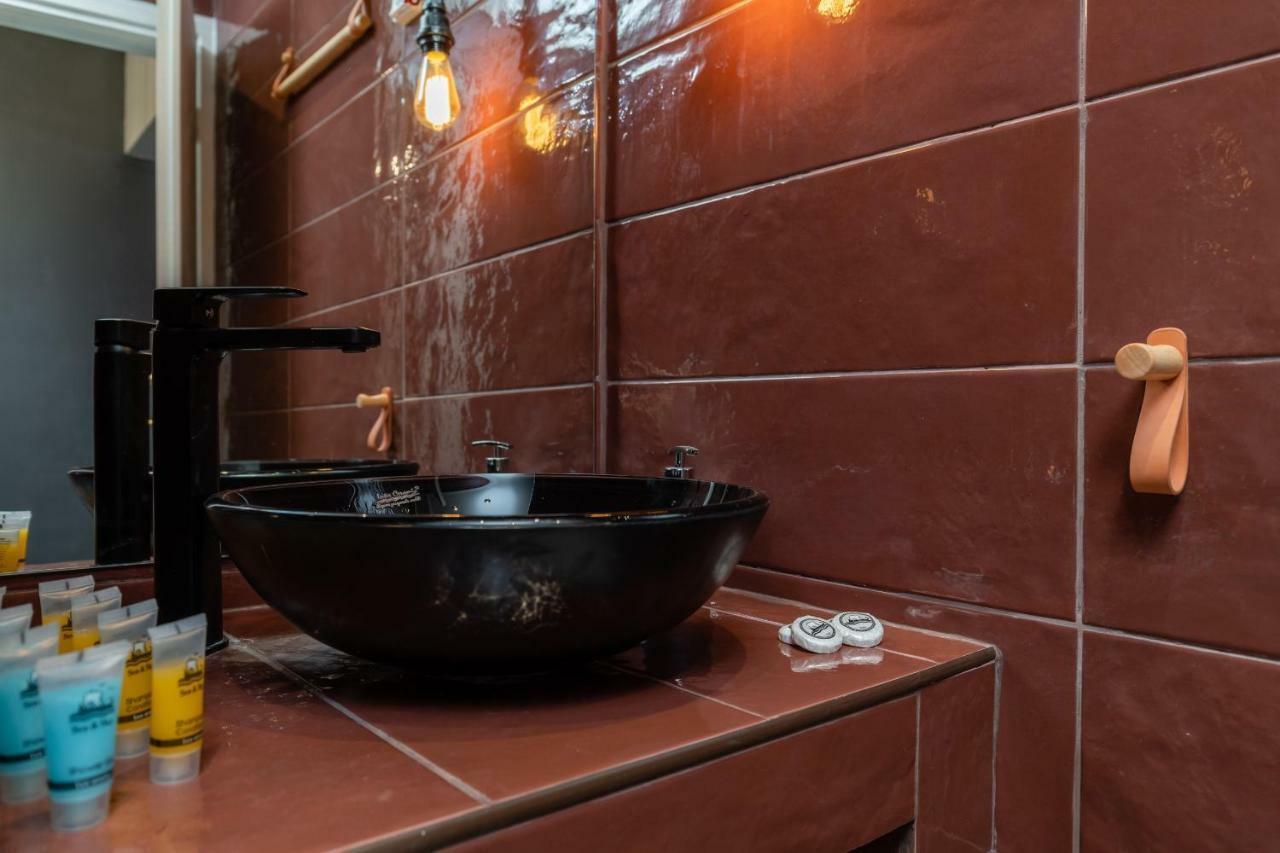 Superb Industrial Style Lodge Heart Of Athene Buitenkant foto