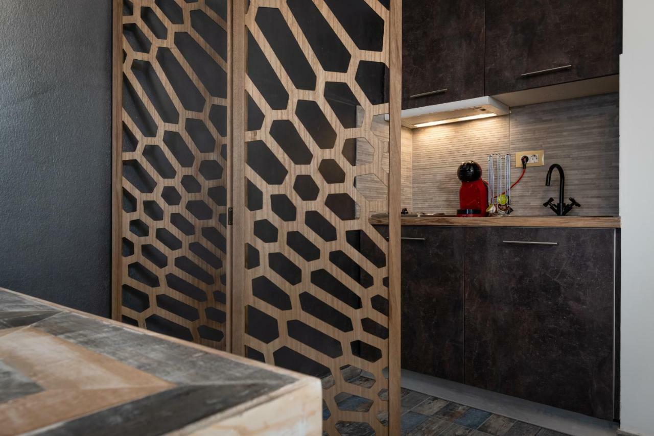 Superb Industrial Style Lodge Heart Of Athene Buitenkant foto