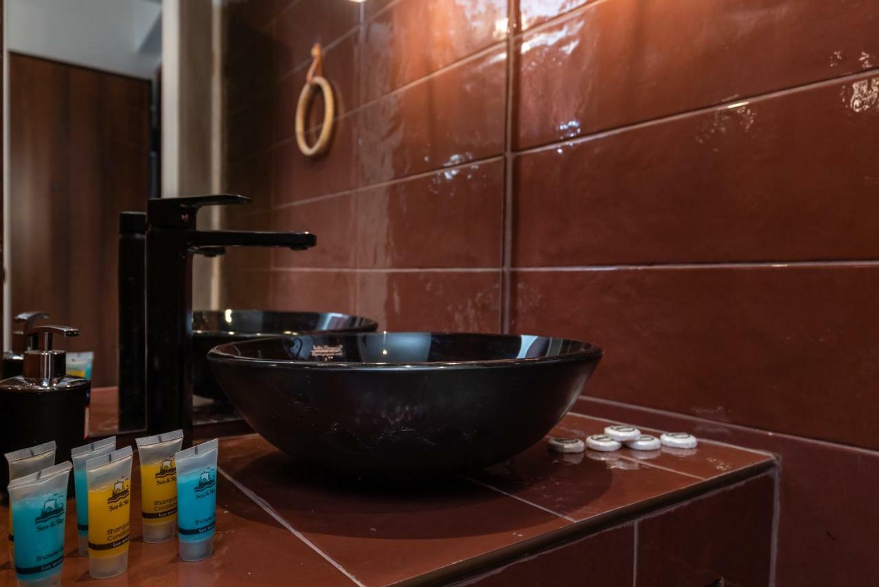 Superb Industrial Style Lodge Heart Of Athene Buitenkant foto
